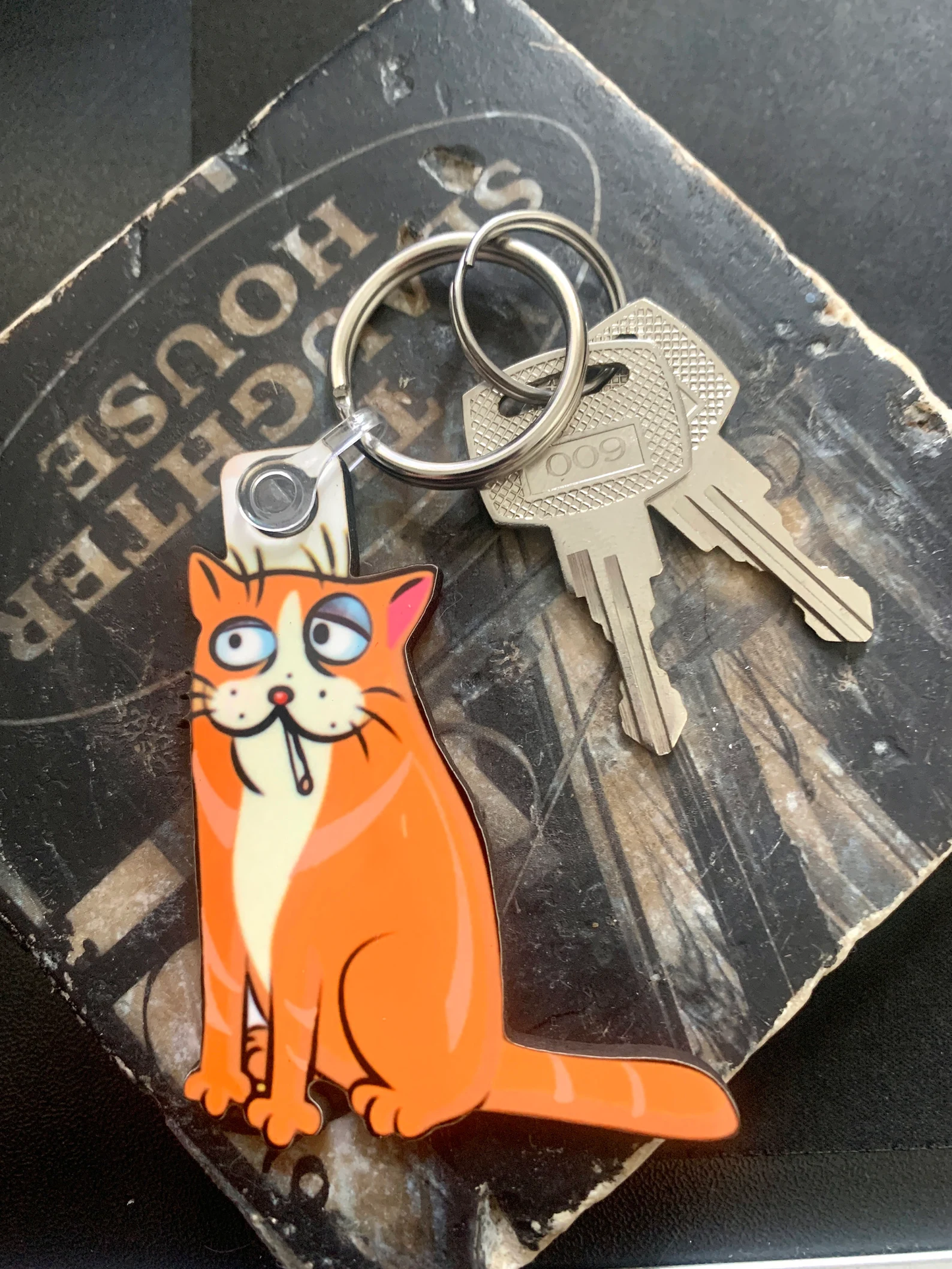 Smoking Cat Keyring