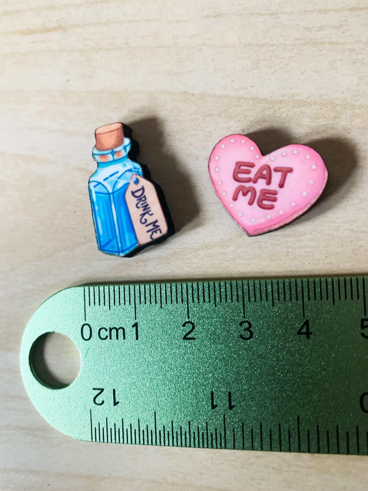 Eat Me, Drink Me - Alice in Wonderland