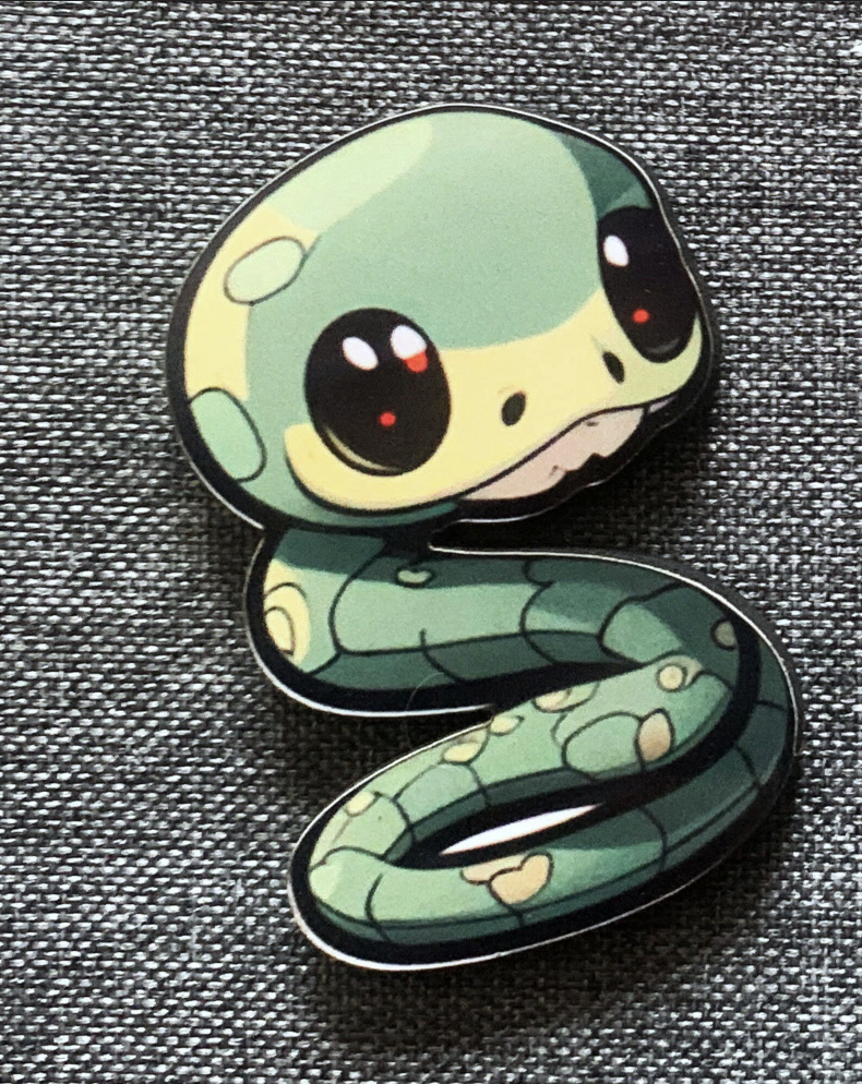Snake 3 Pin Badge/ Magnet