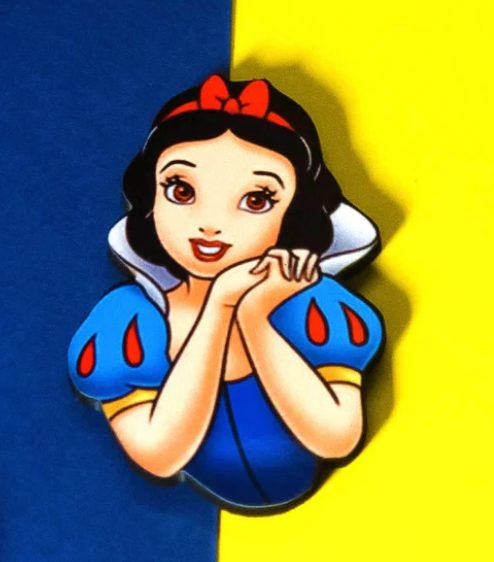 Snow White Pin Badge/ Magnet