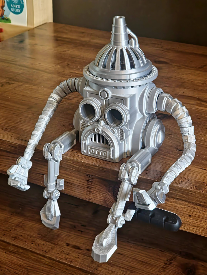 Large Robot Pen Holder