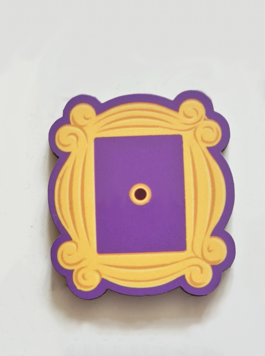 Friends Frame Pin Badge/ Magnet - Friends