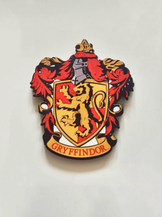 Gryffindor Pin Badge/ Magnet - Harry Potter
