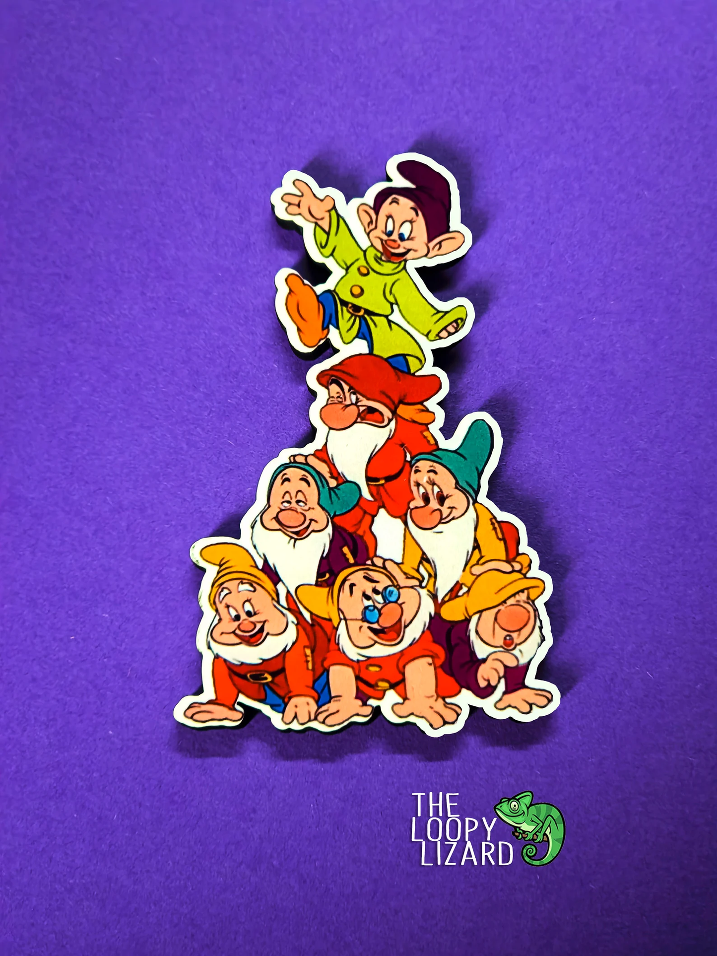 Dwarf Pile Pin Badge/ Magnet - Snow White